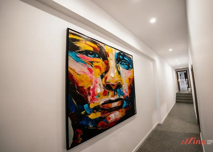 Music, F1 & Fashion Fun In *