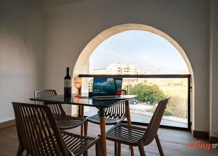 Apartament Music, F1 & Fashion Fun In *